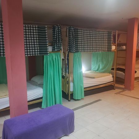 Lucky Dorm Hostel เกาะพีพี ภายนอก รูปภาพ