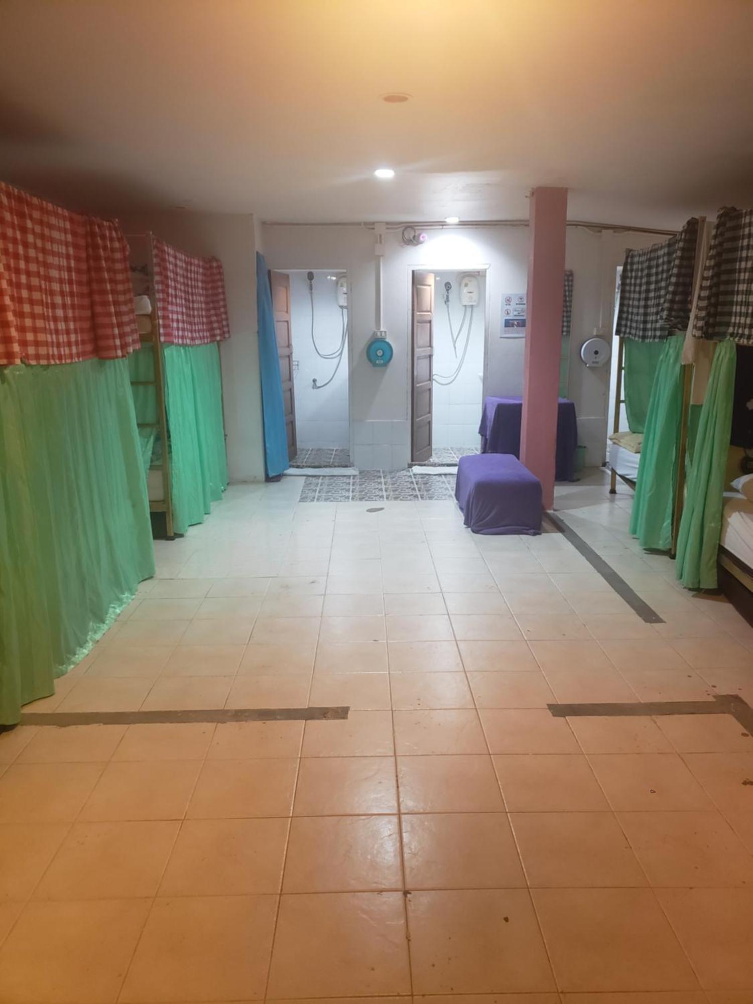 Lucky Dorm Hostel เกาะพีพี ภายนอก รูปภาพ