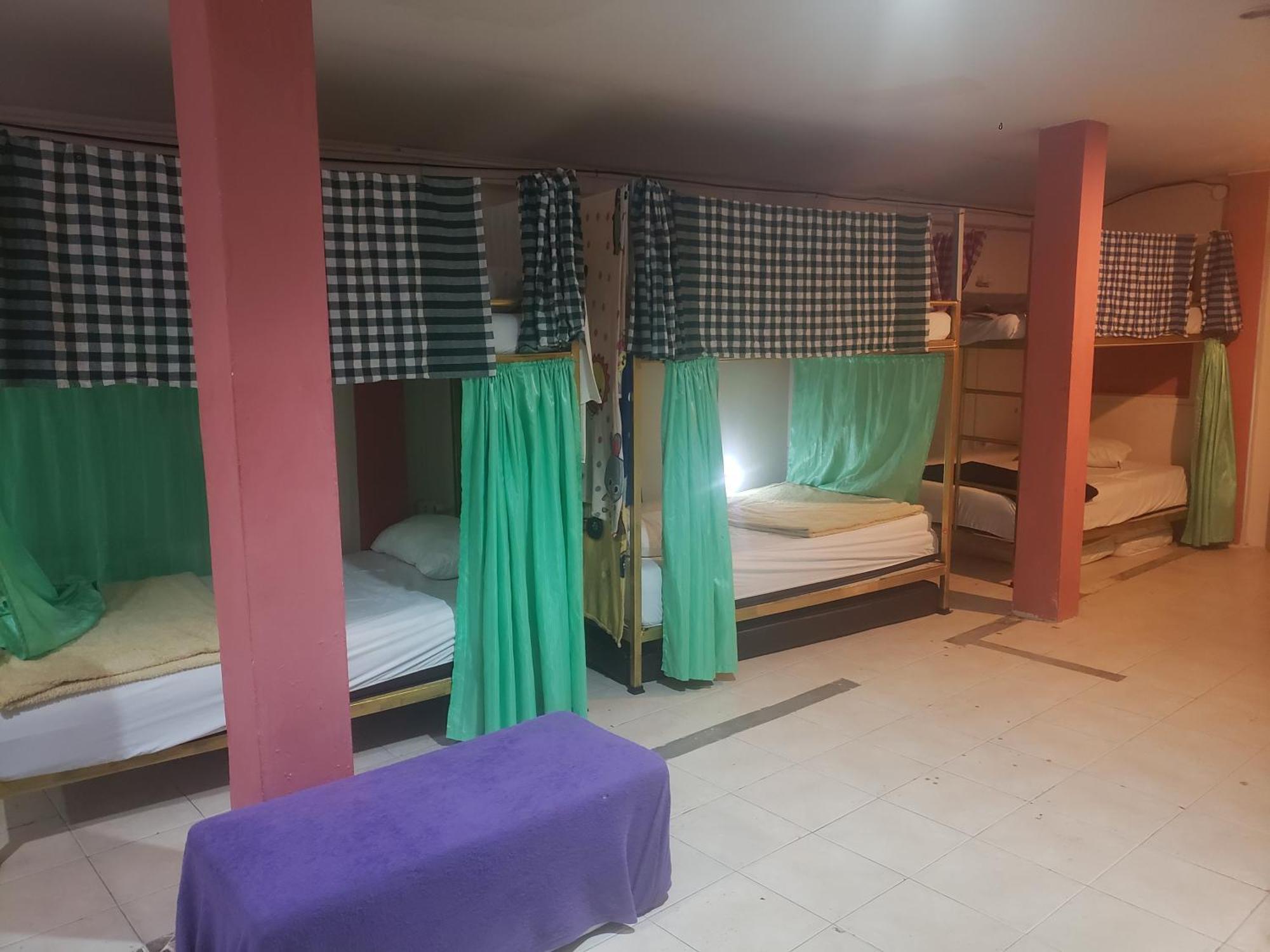 Lucky Dorm Hostel เกาะพีพี ภายนอก รูปภาพ
