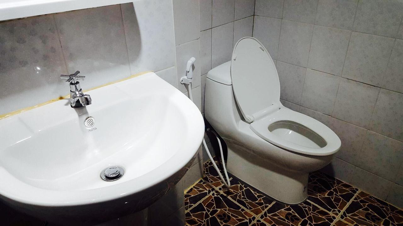 Lucky Dorm Hostel เกาะพีพี ภายนอก รูปภาพ