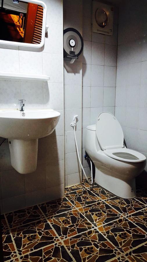 Lucky Dorm Hostel เกาะพีพี ภายนอก รูปภาพ
