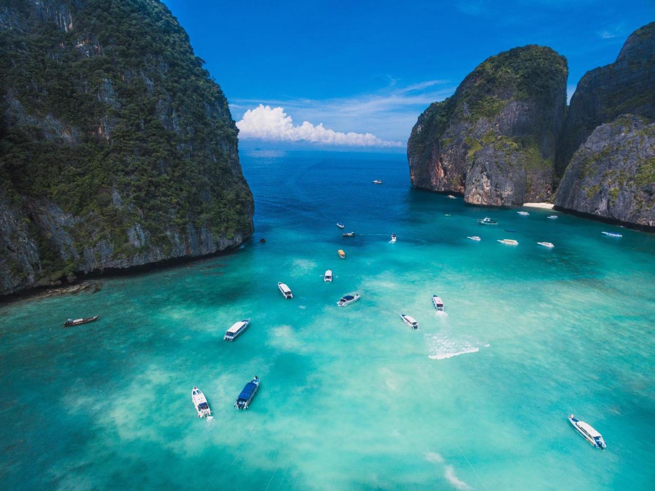 Lucky Dorm Hostel เกาะพีพี ภายนอก รูปภาพ